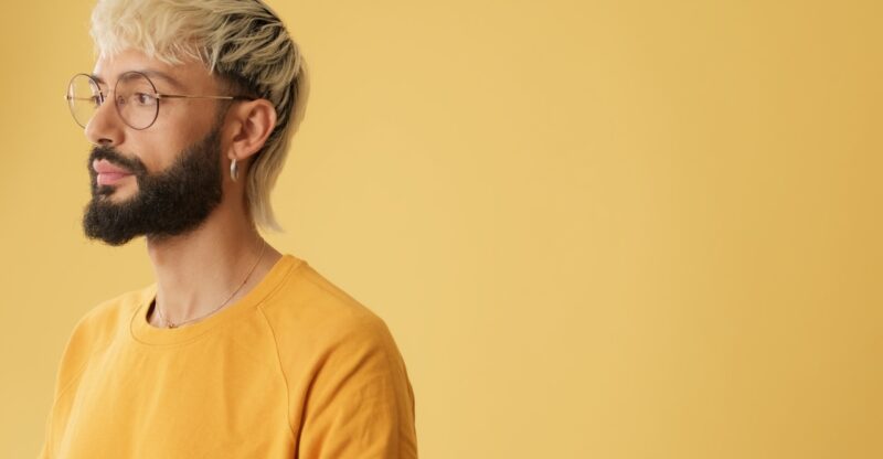 Mullet cut teď jede: Tady je 7+ trendy mullet účesů